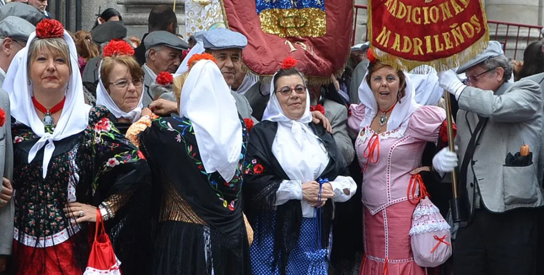 Los castizos, guardianes de las tradiciones de Madrid